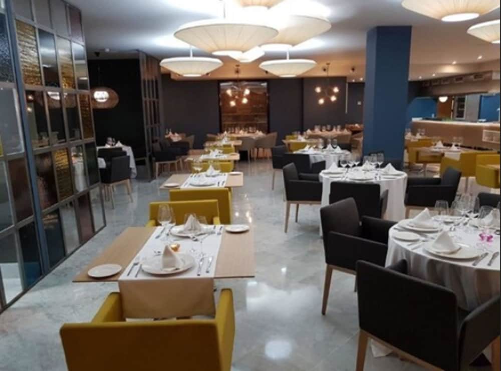 Фото Mediterráneo Bay Hotel & Resort