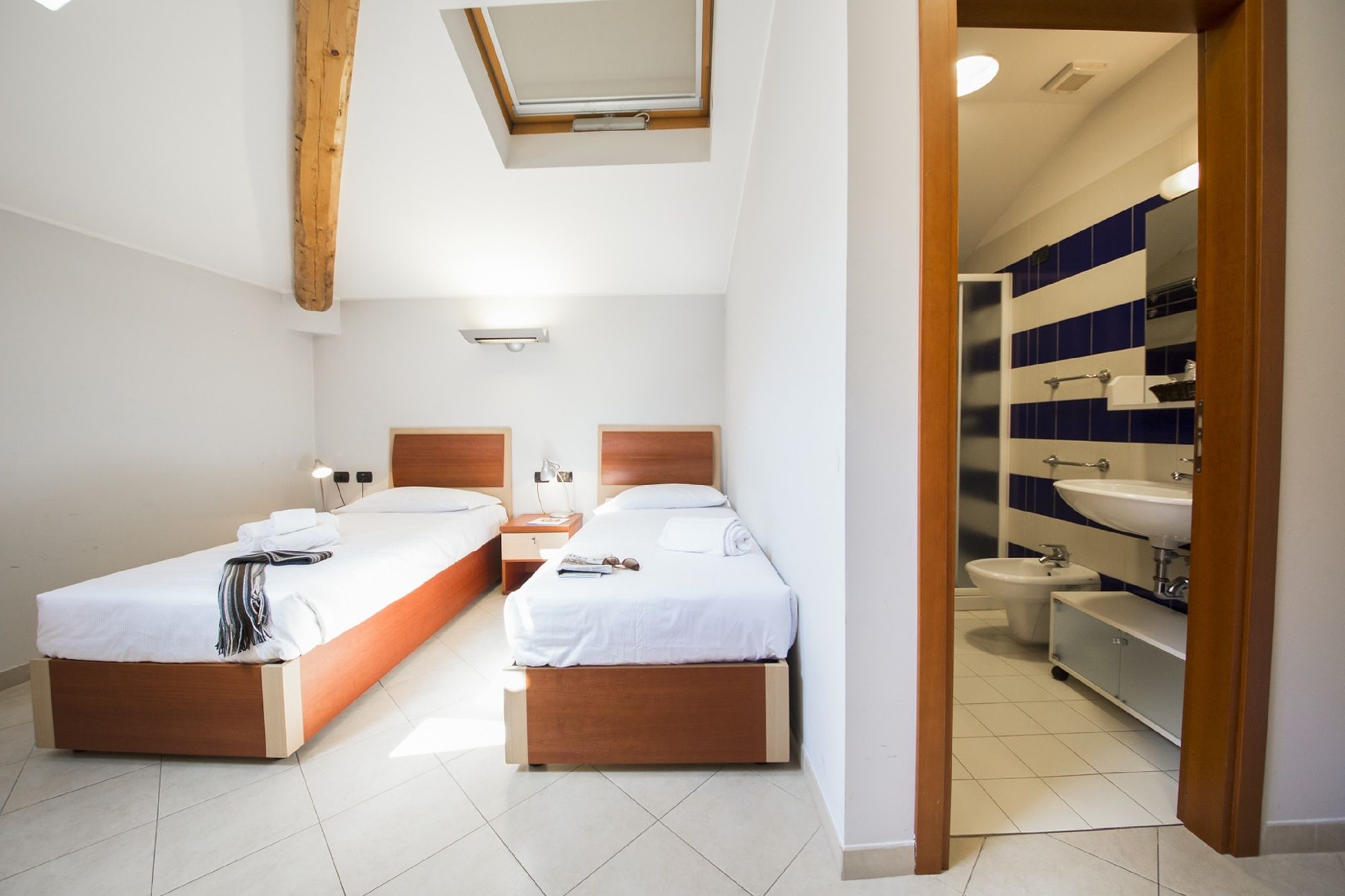 Фото Camplus Guest Catania