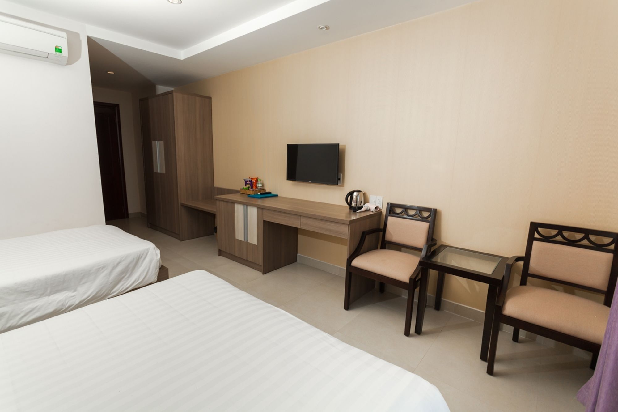 Фото Blue Sky Phu Quoc Hotel