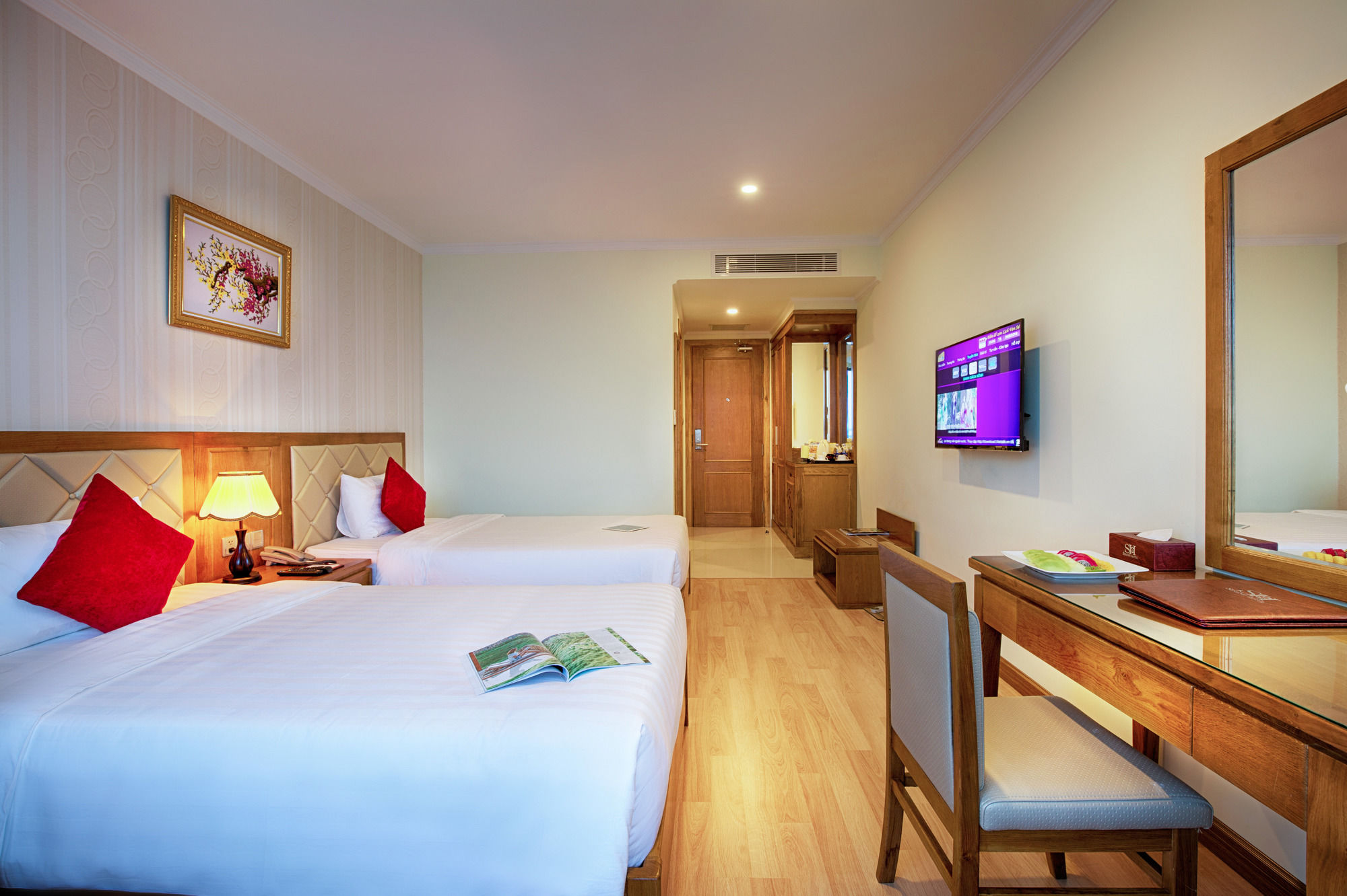 Фото Serene Beach Hotel Danang