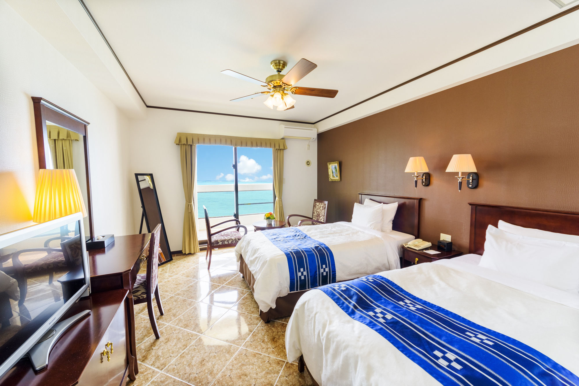 Фото Best Western Okinawa Kouki Beach