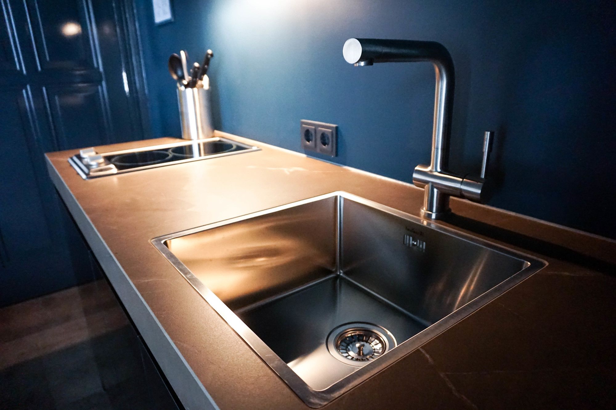 Фото De Jonker Urban Studio's & Suites