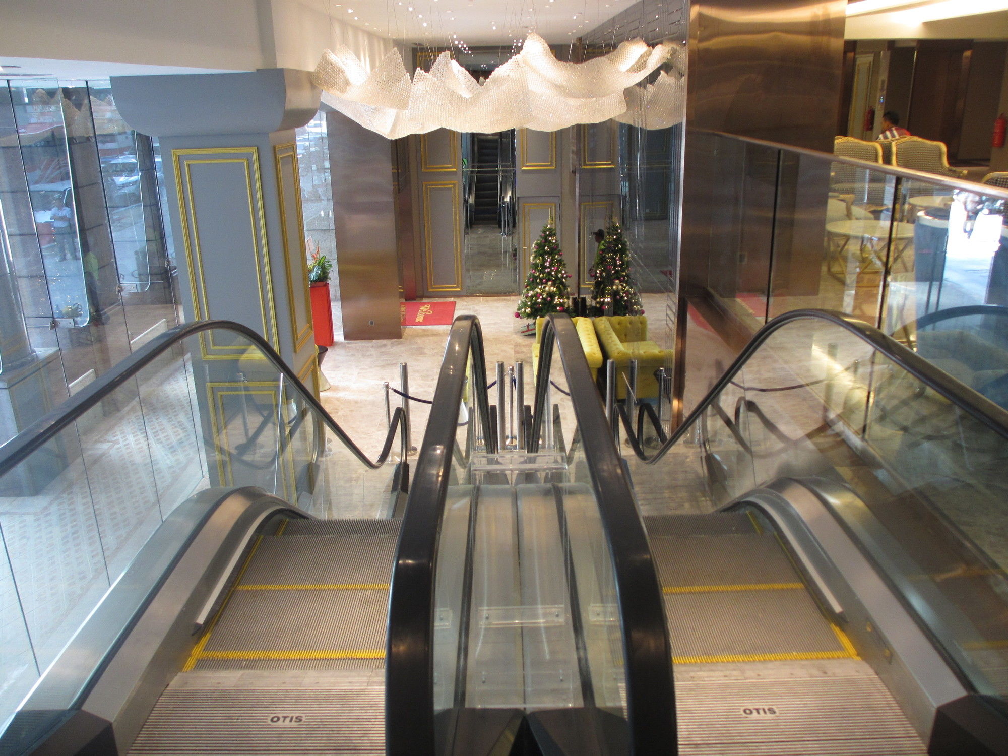 Фото Cosmo Hotel Kuala Lumpur