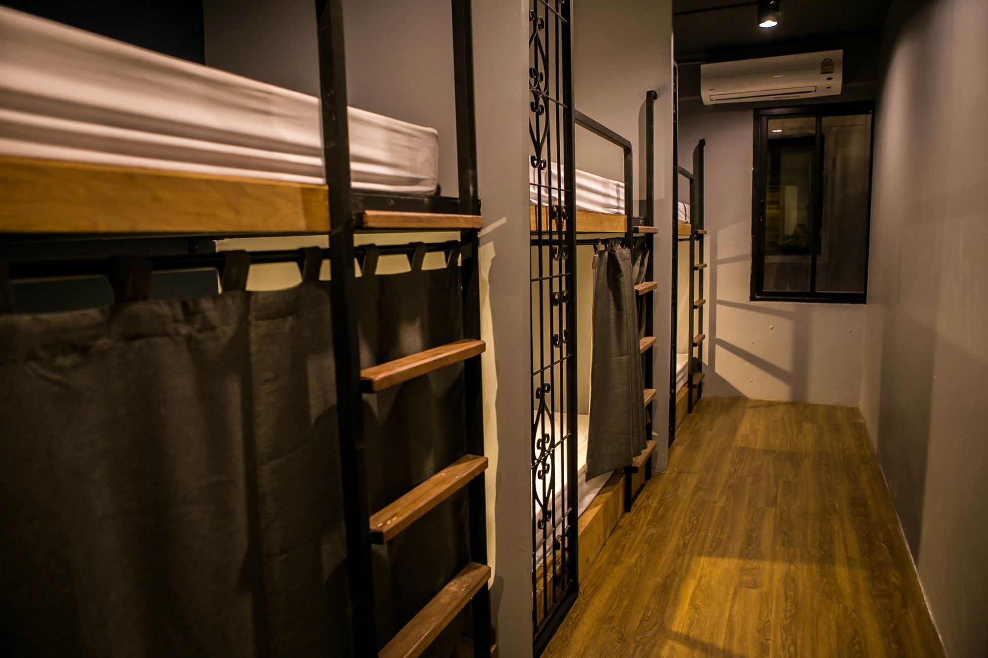 Фото Silom Space Hostel