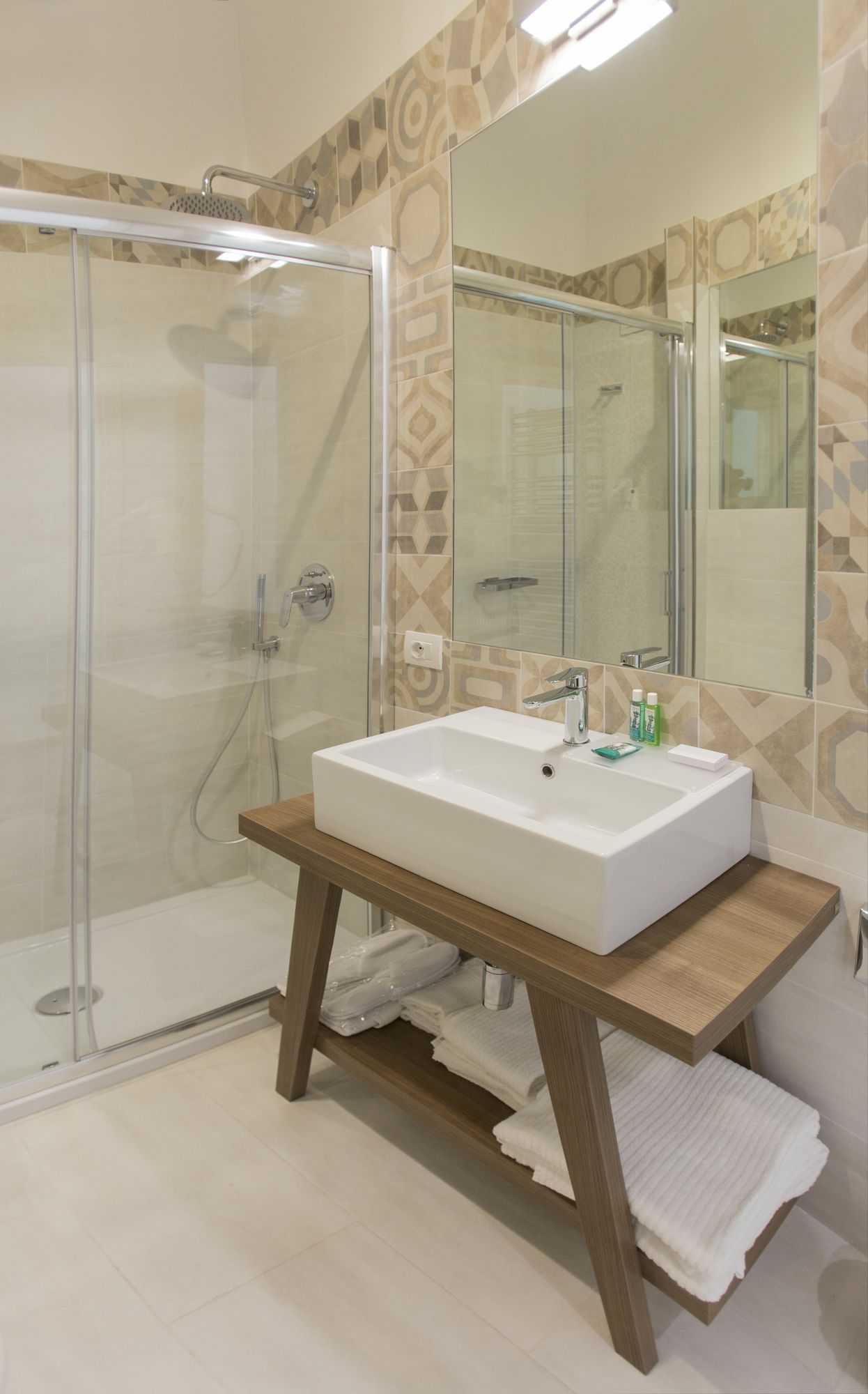 Фото IstayinToledo Luxury Guest House