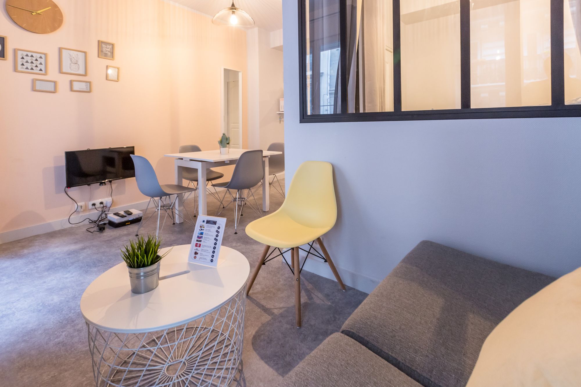 Фото Apartments Ws Hotel De Ville Musee Pompidou