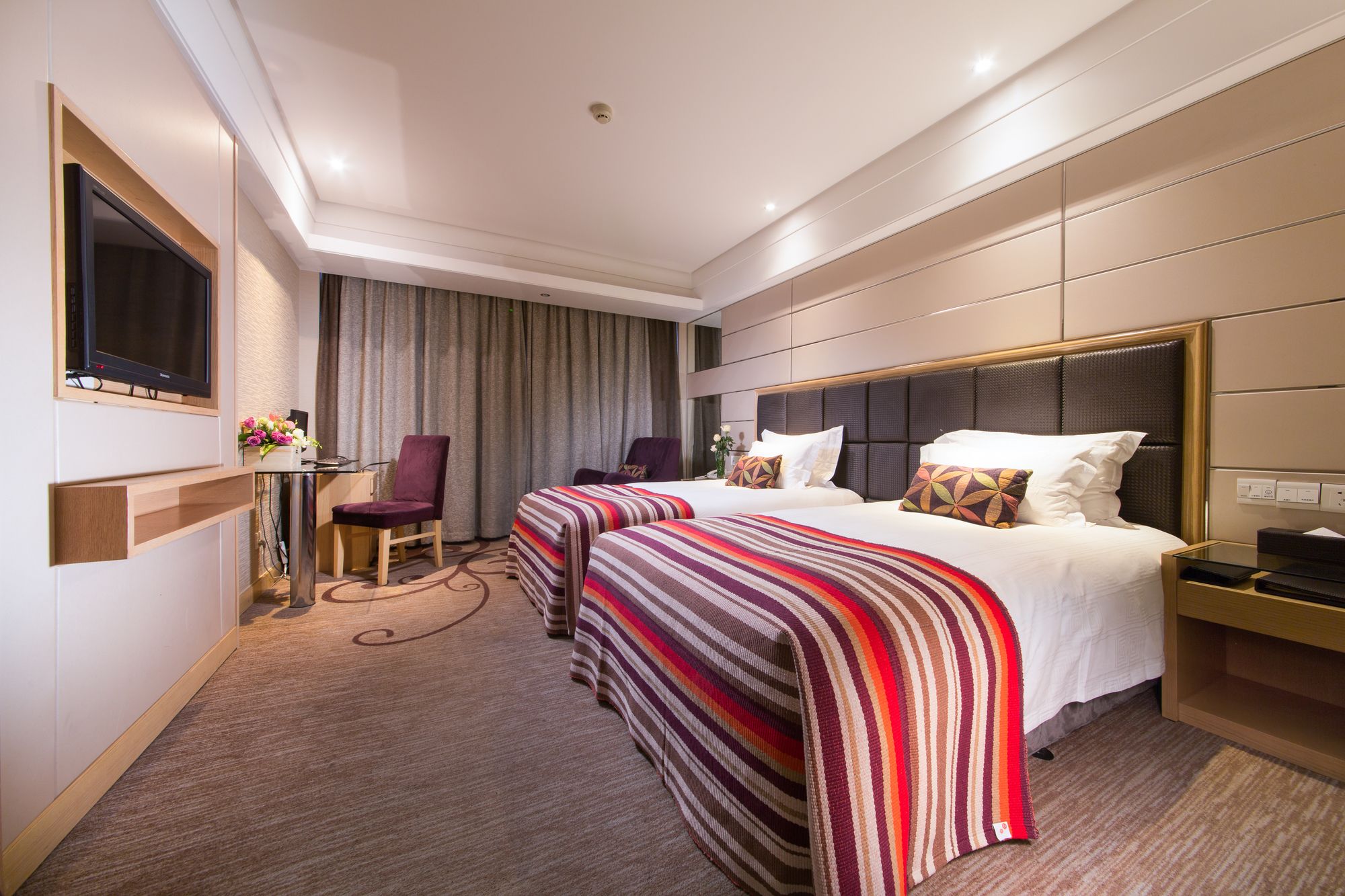 Фото Bali Yating Hotel Yiwu