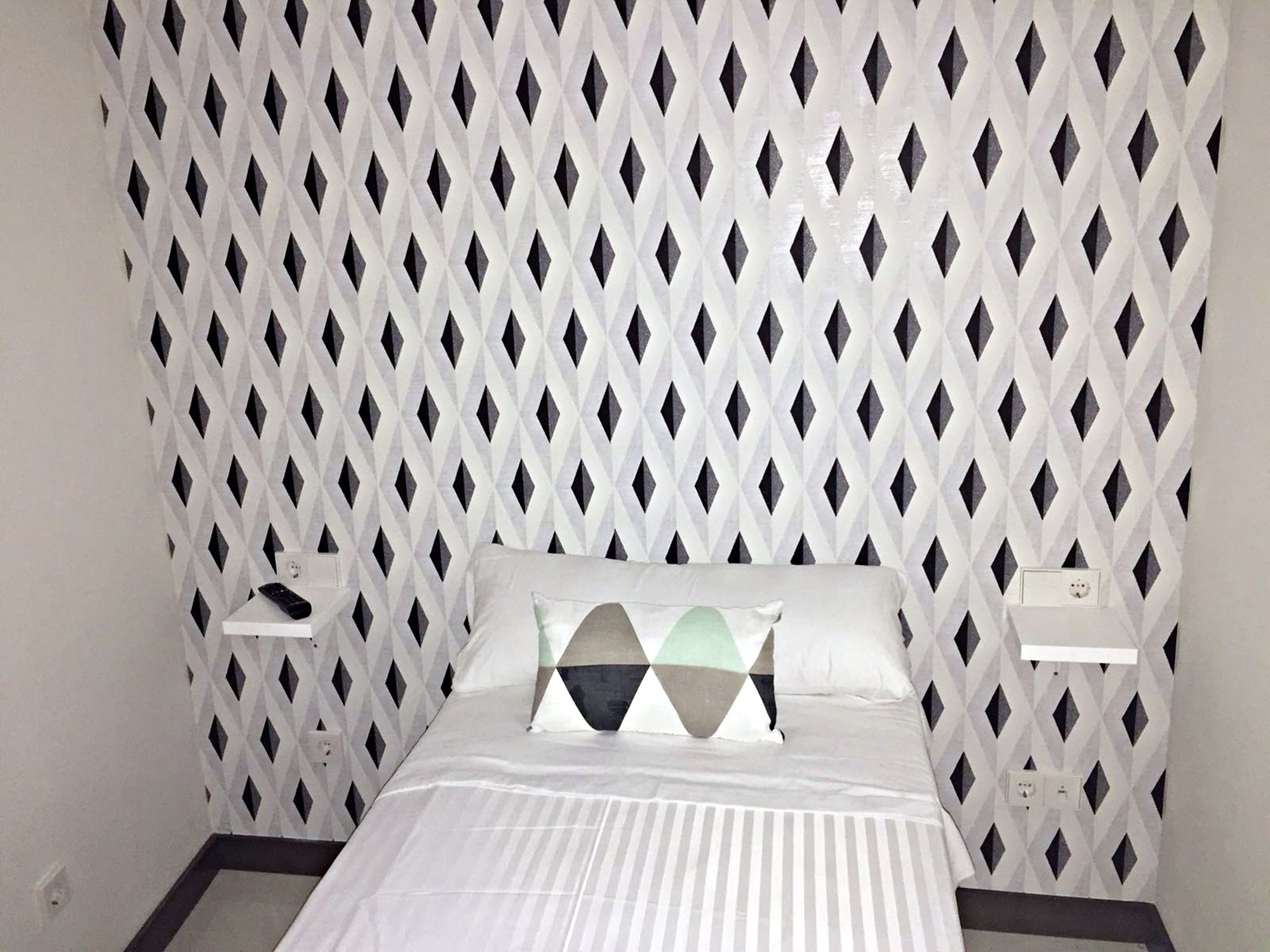 Фото Roisa Suites