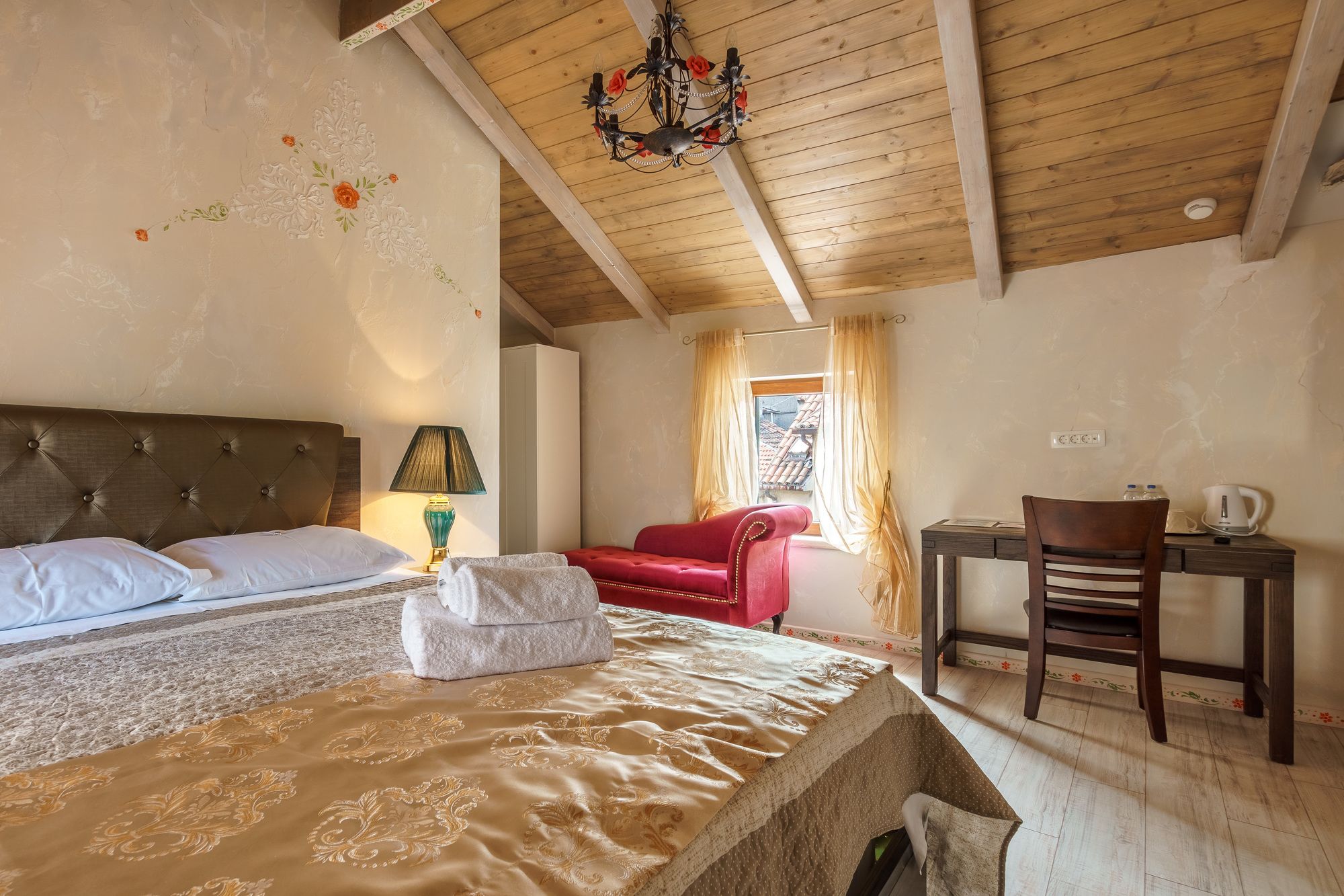 Фото Heritage Palace Varos - Mag Quaint & Elegant Boutique Hotels