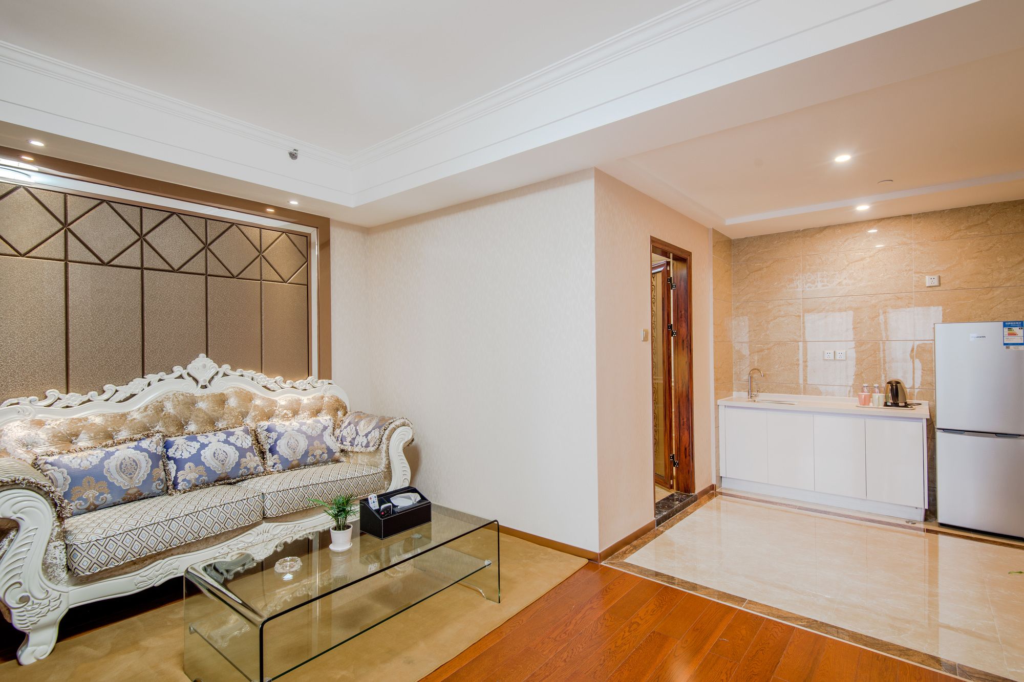 Фото Galaxy Time Apartment Hotel