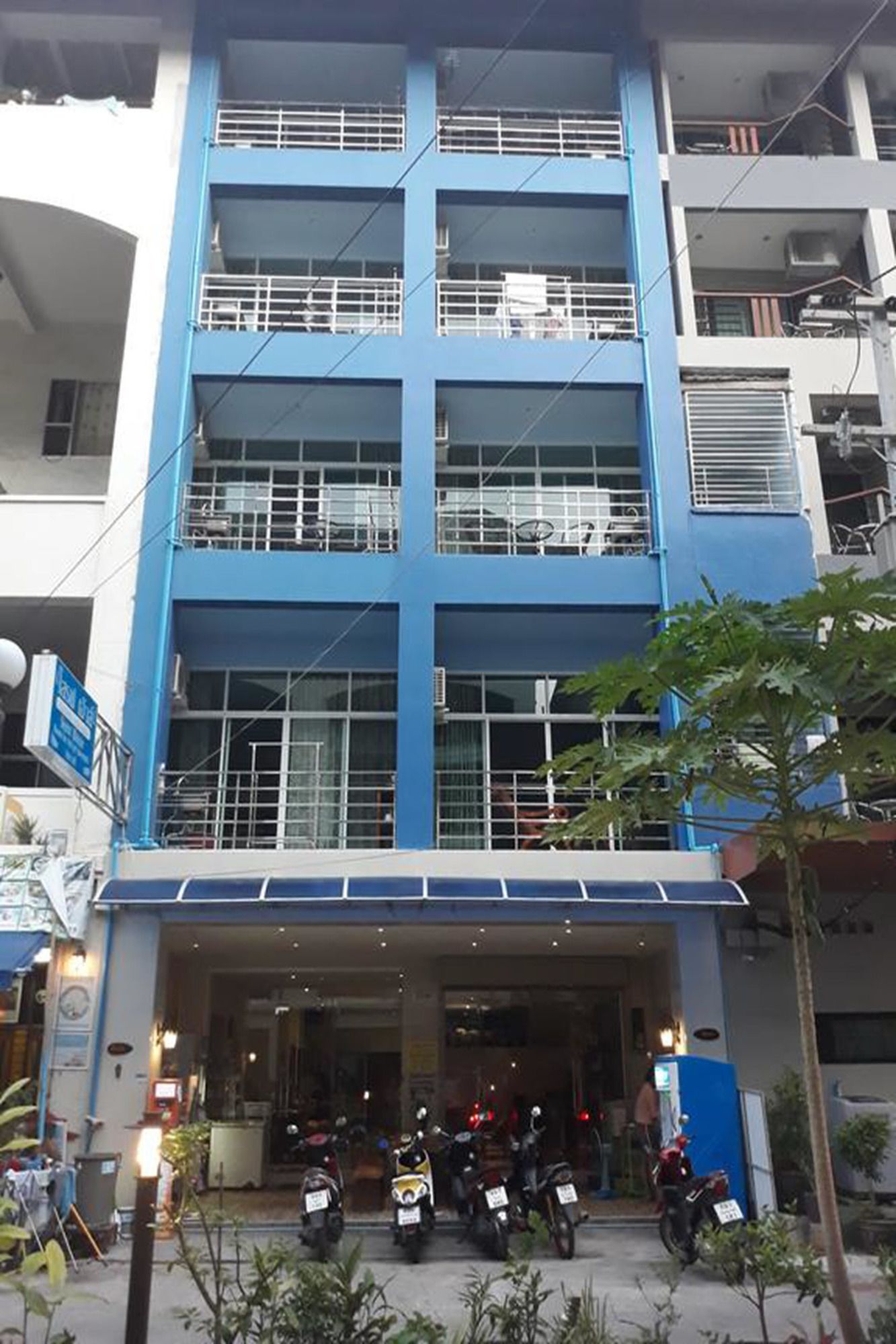 Фото Sorot House