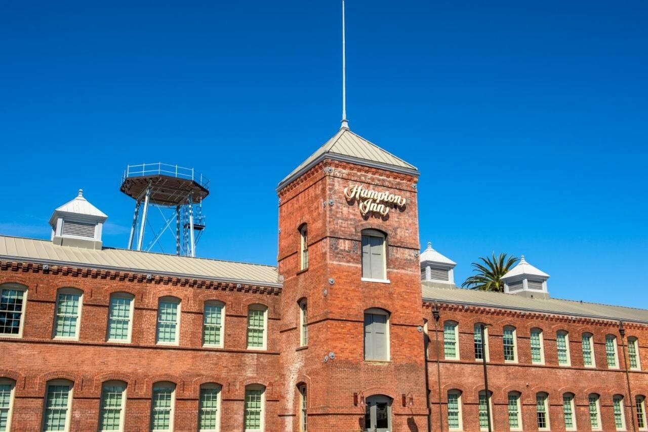 Фото Hampton Inn Petaluma, Ca