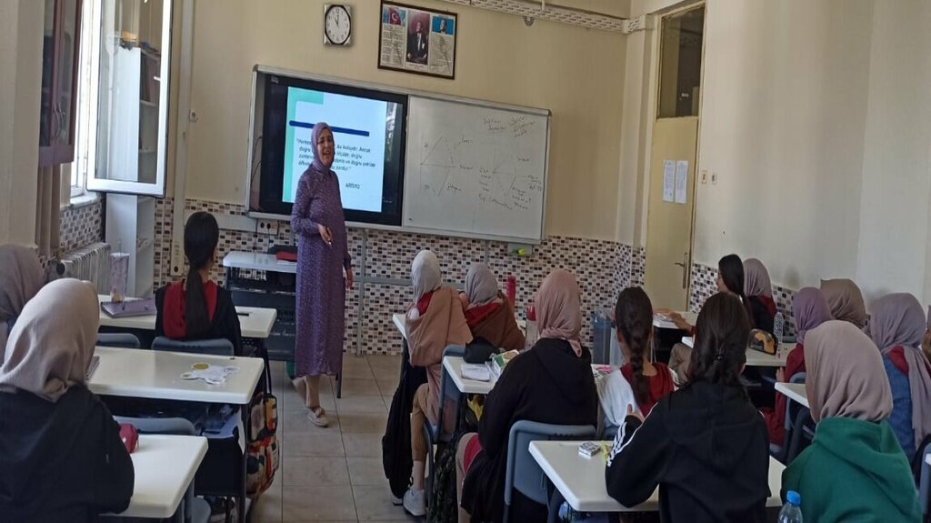 Lyceum Imam Hatip High School, Bozkir, photo