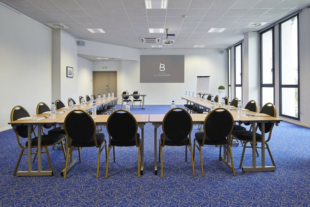 Фото Hotel Le Bayonne