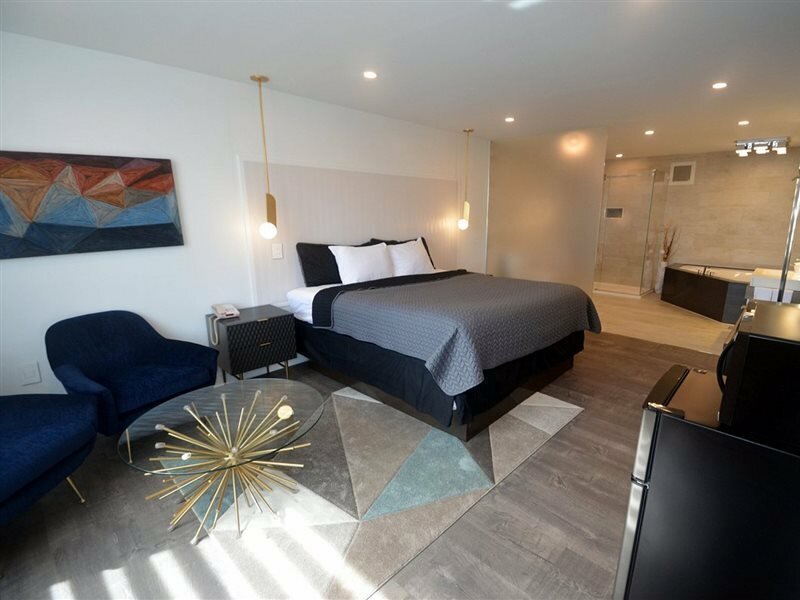 Фото Super 8 by Wyndham Meadowlands