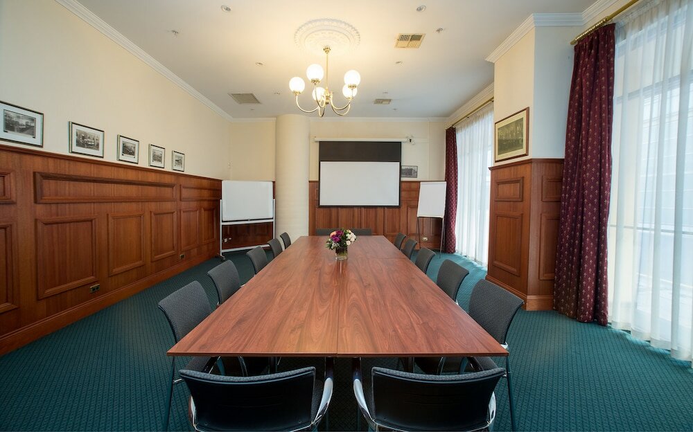 Фото Franklin Central Apartments