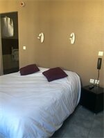 Фото Au Royal Hôtel