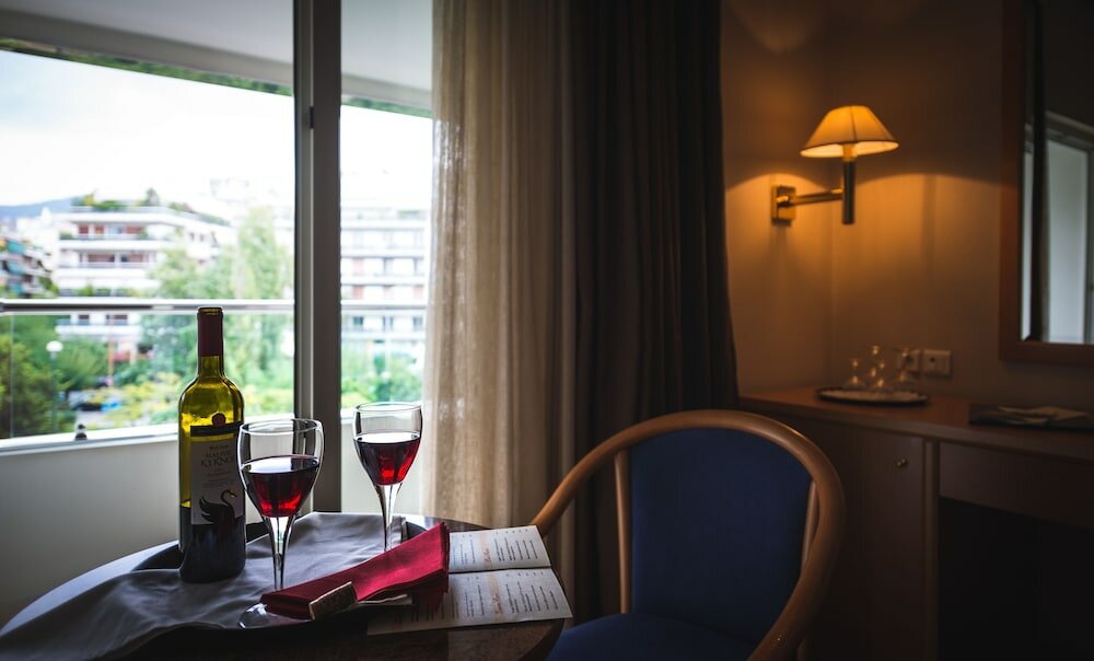 Фото Golden Age Hotel