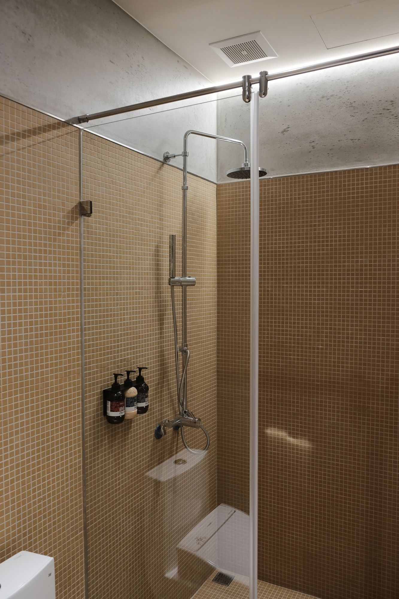 Фото Waterfront Hotel