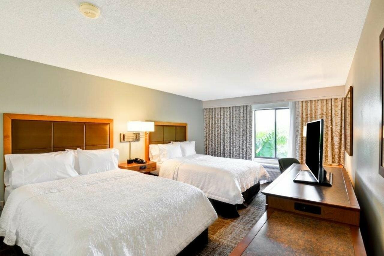 Фото Hampton Inn Boca Raton