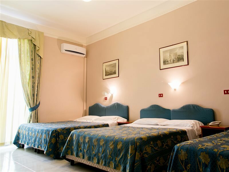 Фото Hotel Altavilla 9