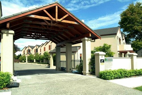 Гостиница Voyager Apartments Taupo в Таупо