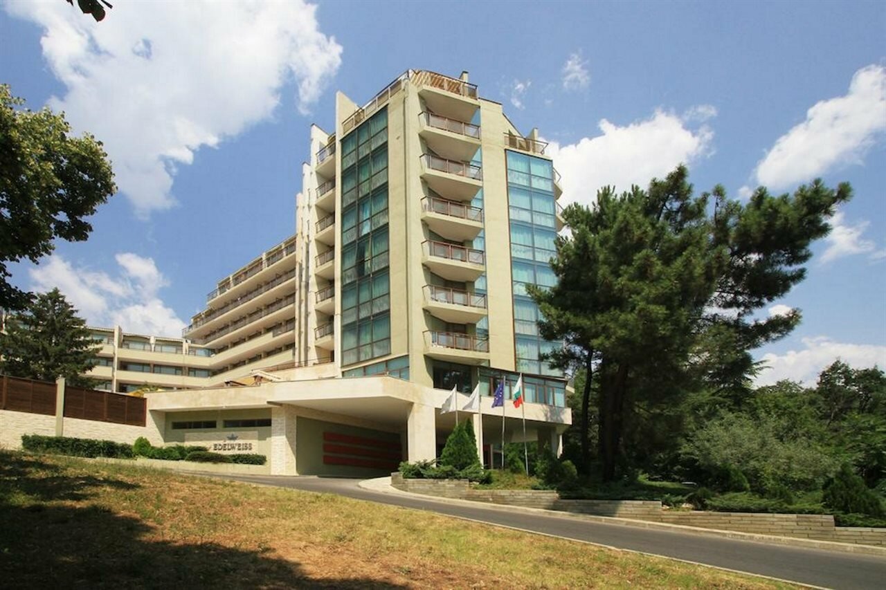 Фото отеля 3