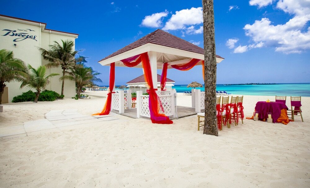 Фото Breezes Resort Bahamas All Inclusive
