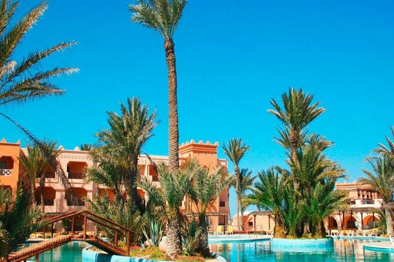 Фото отеля 1