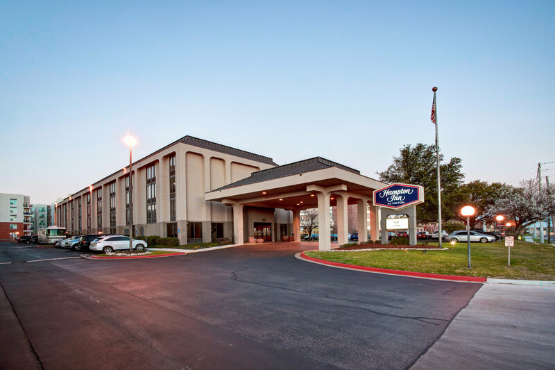 Гостиница Hampton Inn Clinton