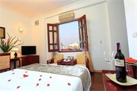 Фото Luxury Hotel