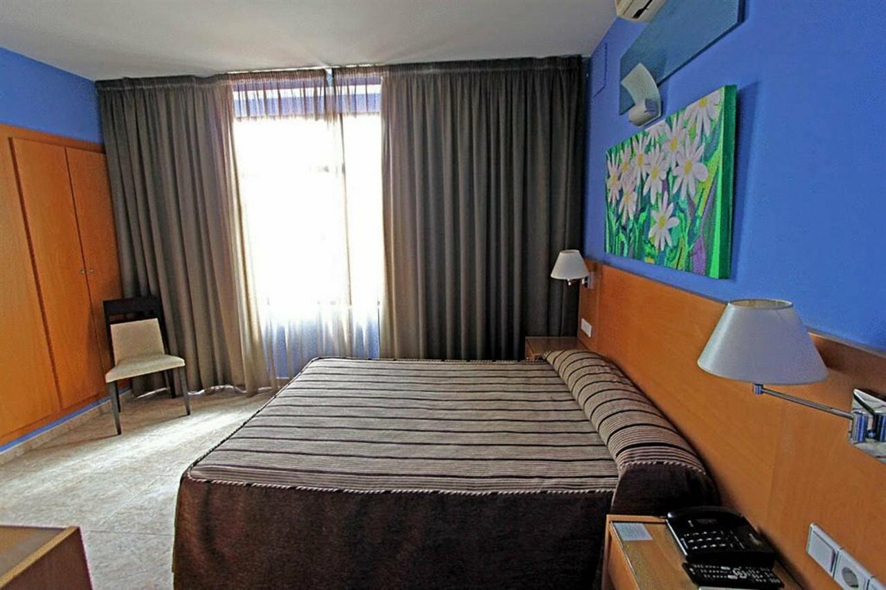 Фото El Aguila Hotel