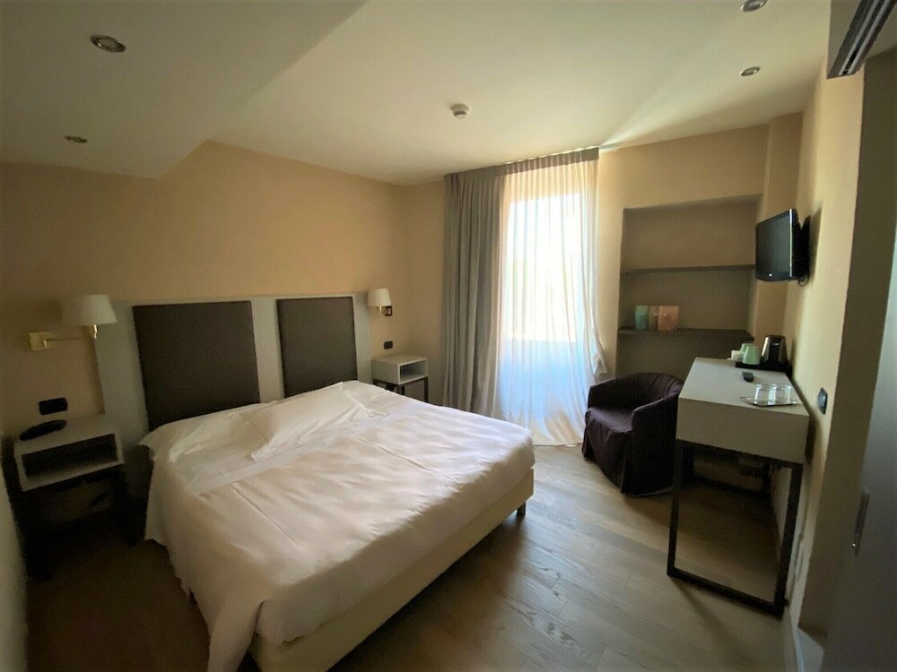 Фото Hotel Tripoli