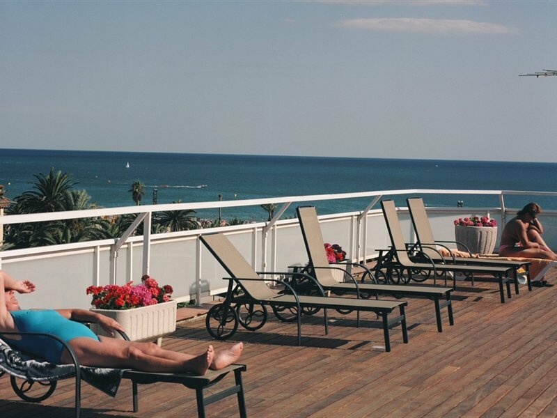 Фото Evenia President Hotel