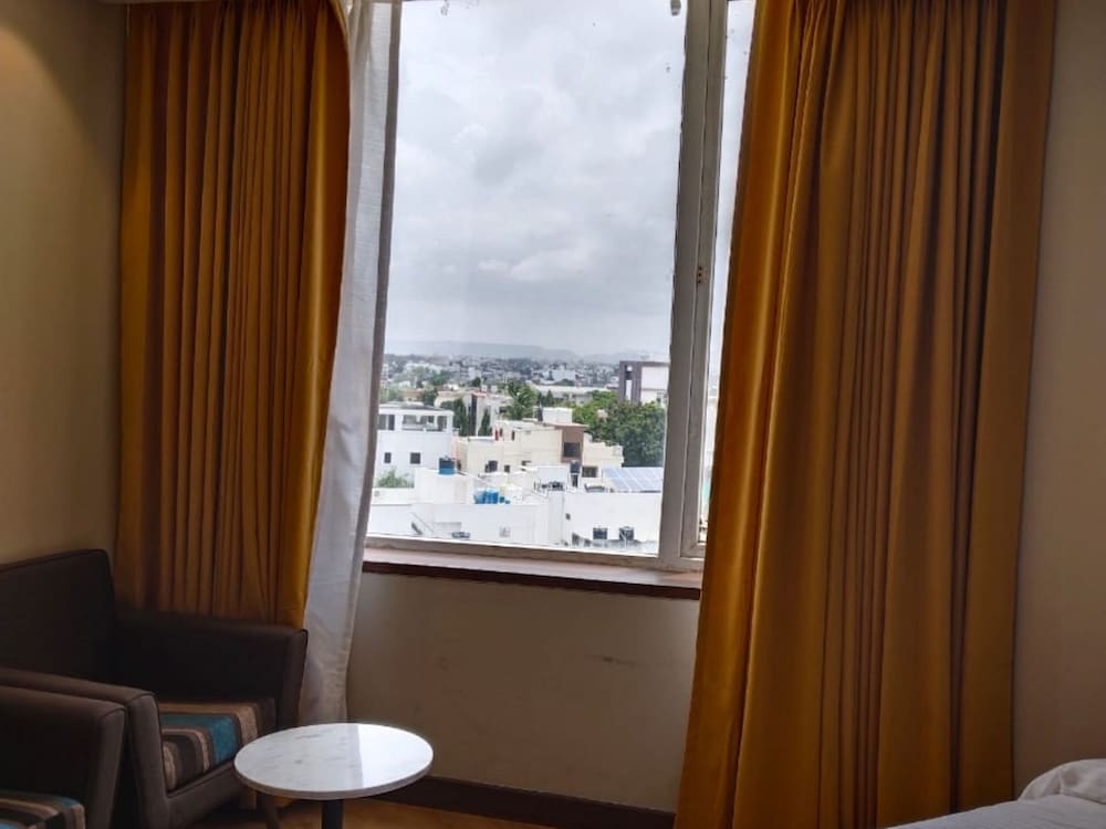 Фото Amarpreet Hotel