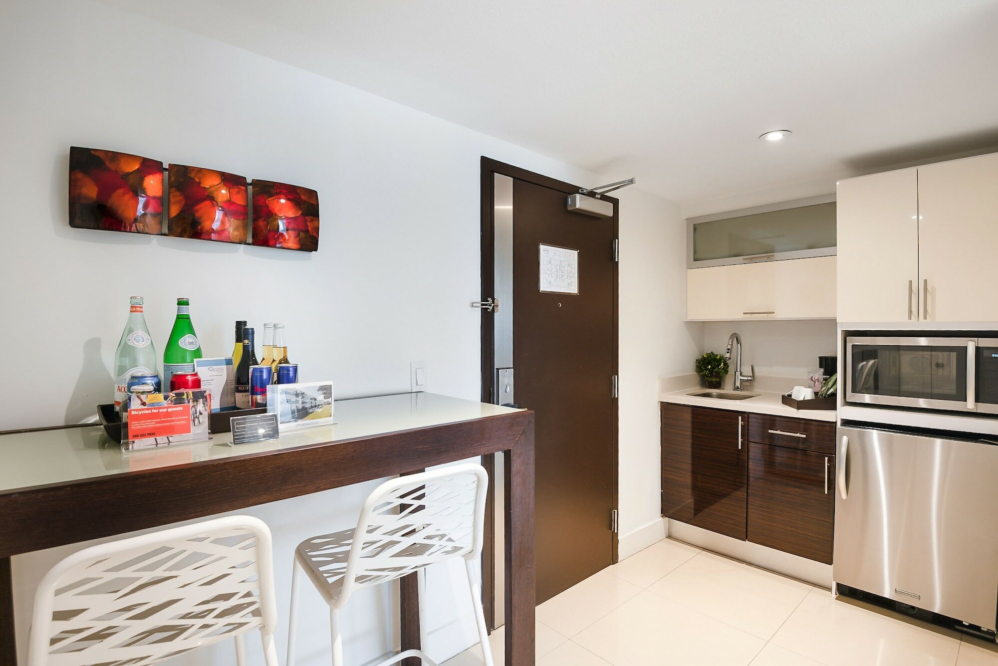 Фото Beach Haus Bal Harbour