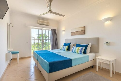 Внешний вид отеля 3hb Guarana - All Inclusive в Албуфейре, фото 5