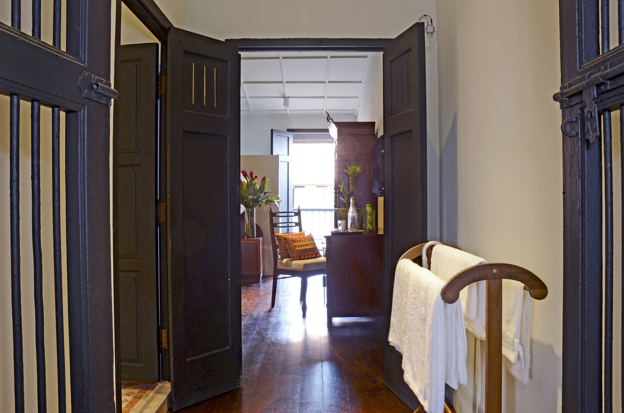 Фото Noordin Mews