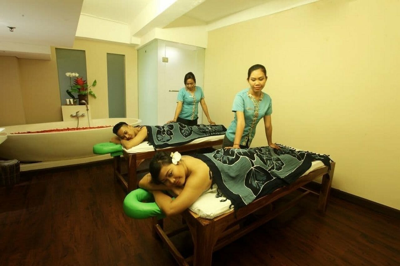 Фото Grand Ixora Kuta Resort