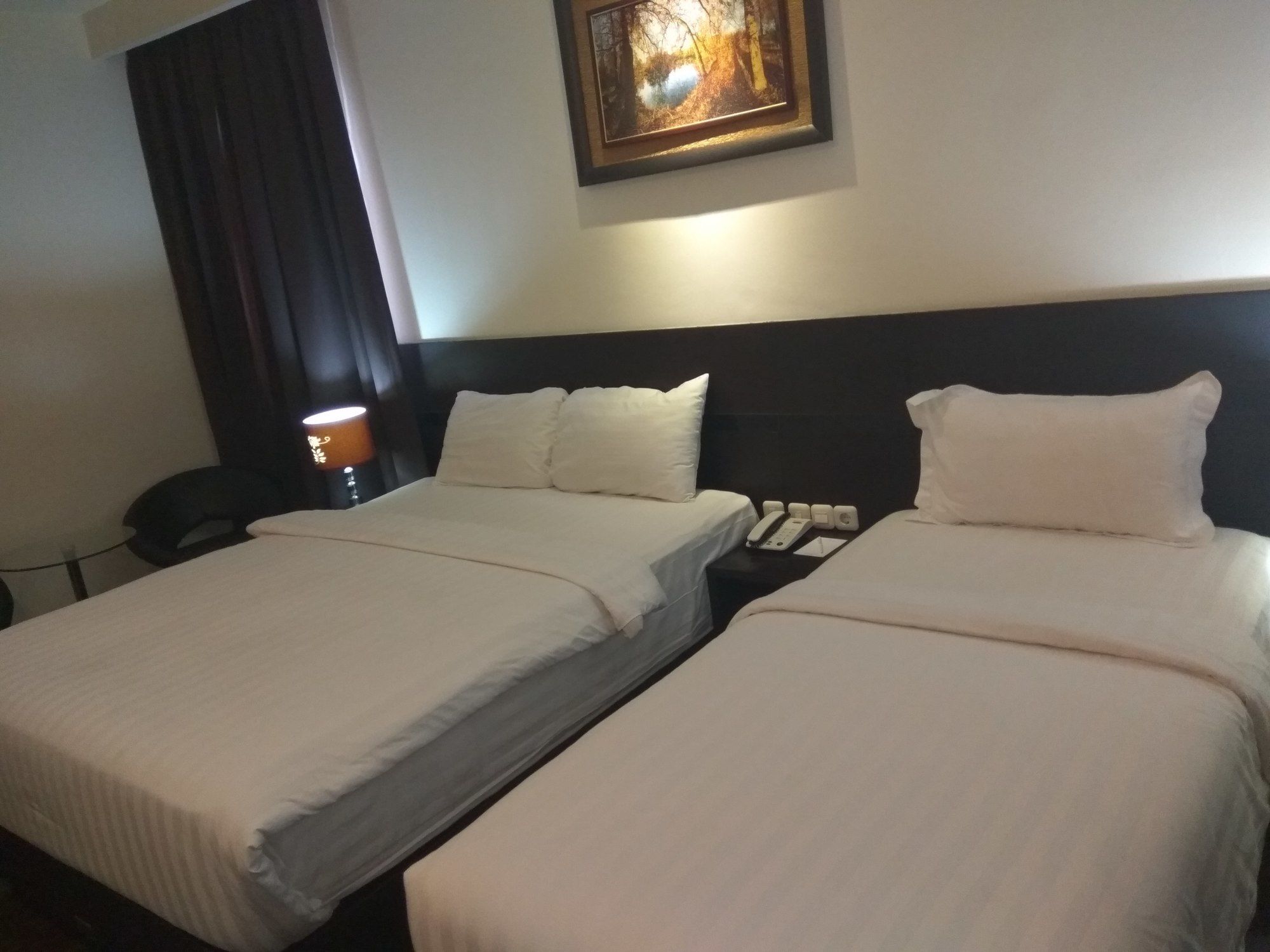 Фото Continent Centrepoint Hotel Makassar