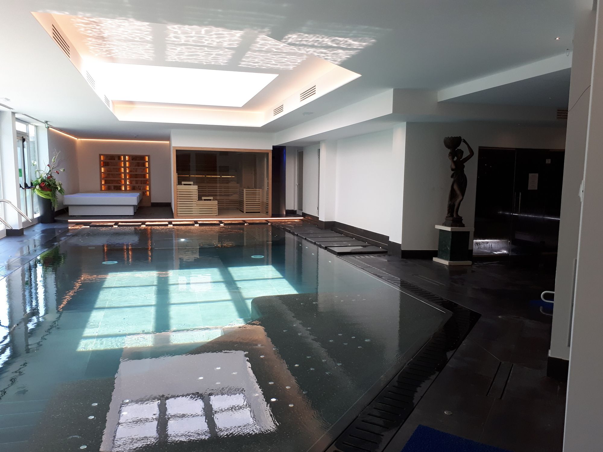 Фото Hotel Mioni Royal San