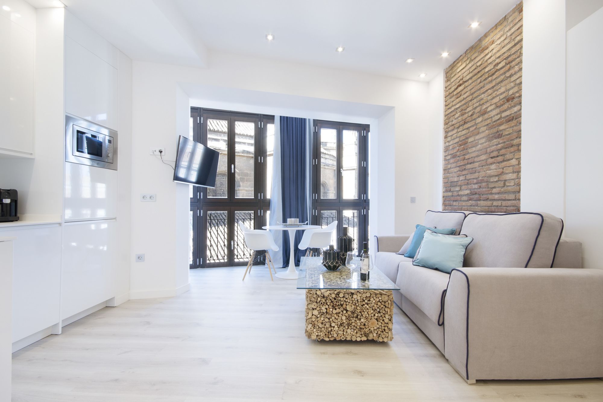 Фото Habitat Suites Gran VIA 17 Aptos