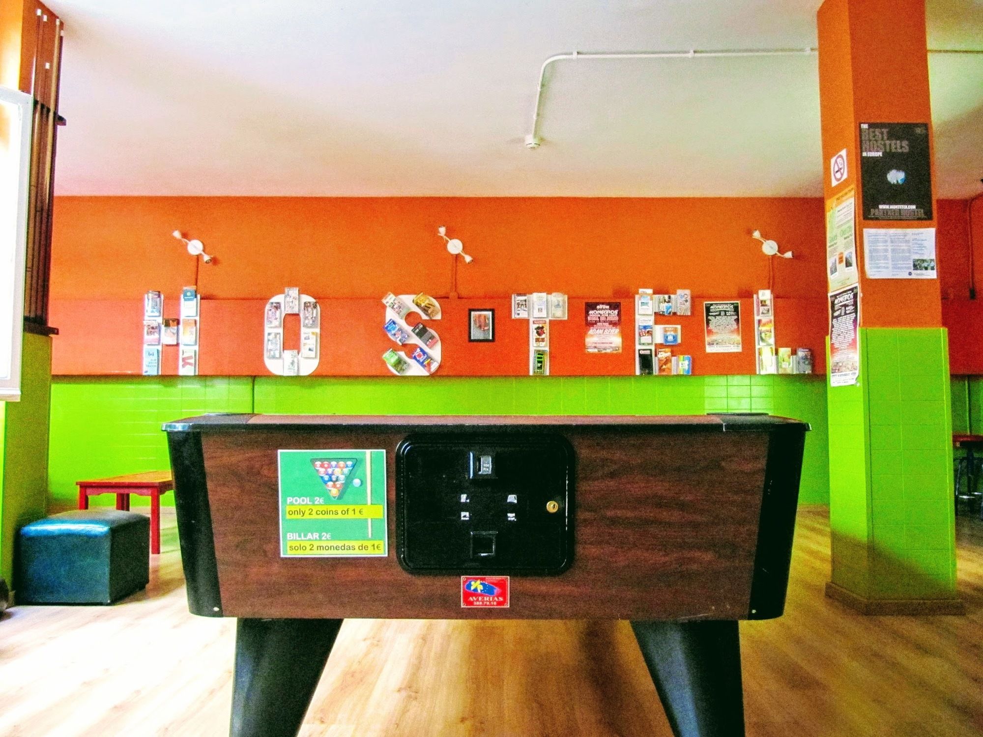 Фото Yellow Nest Hostel Barcelona