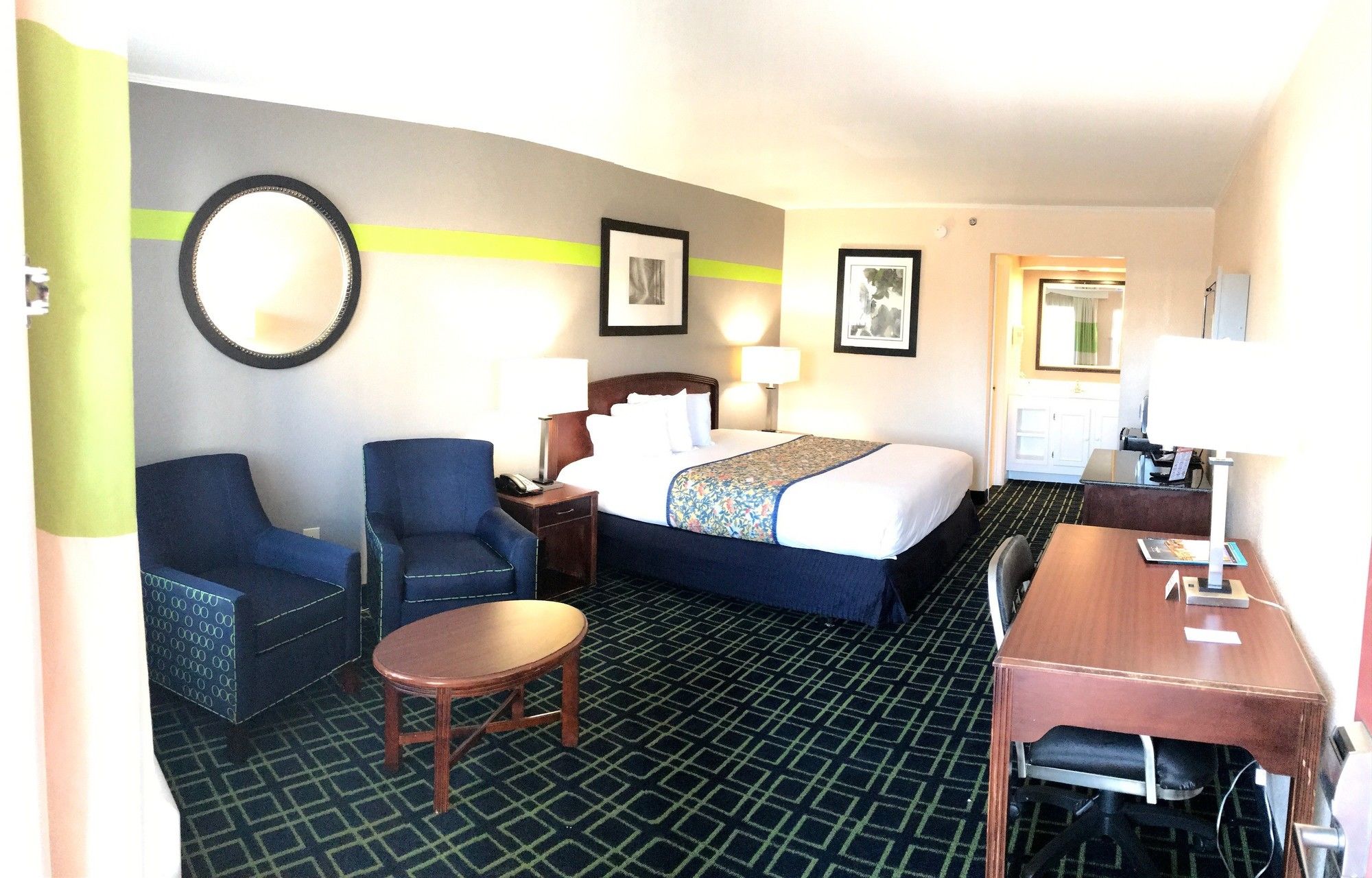 Фото Magnuson Hotel Virginia Beach