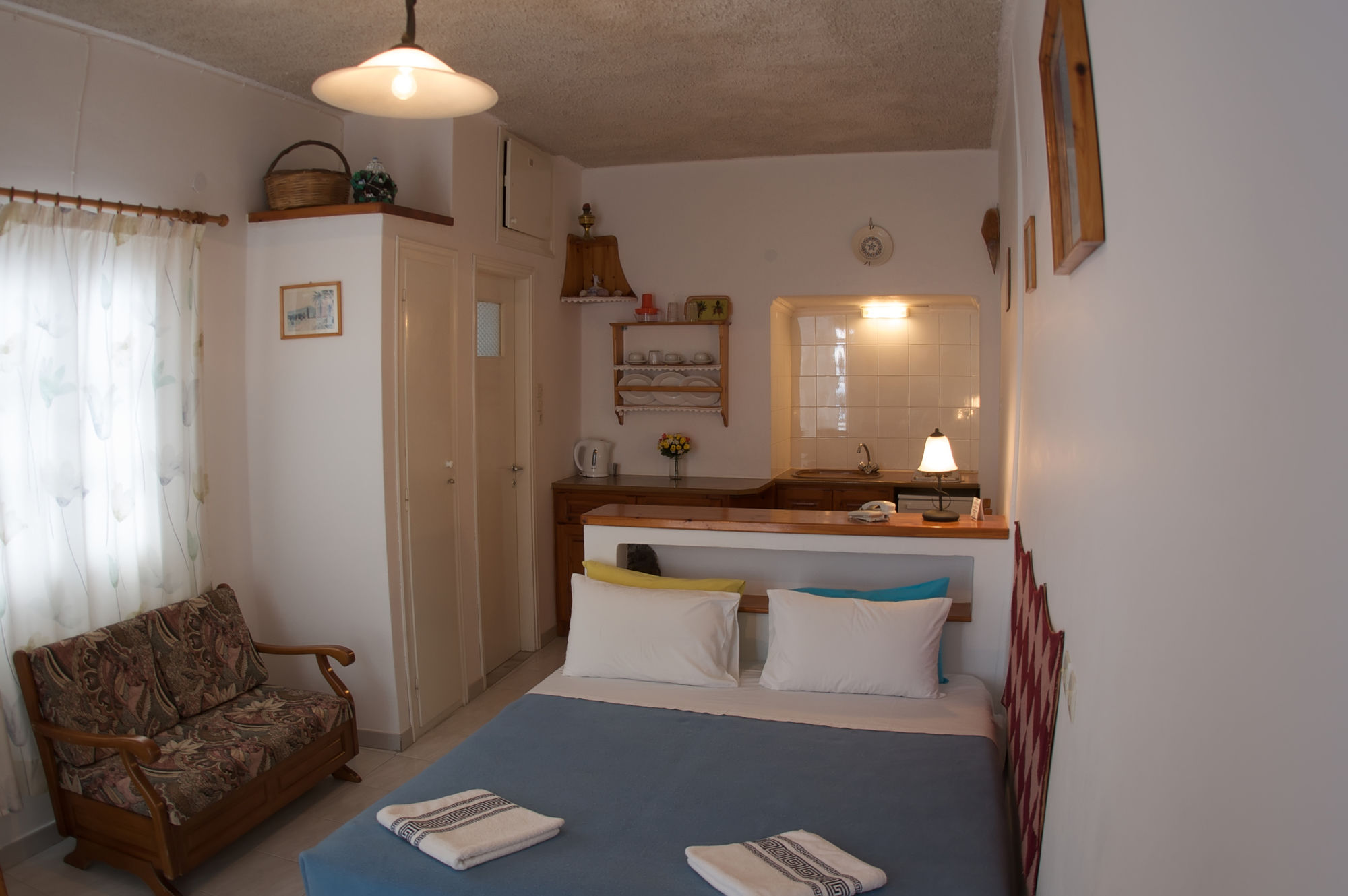 Фото Vallas Apartments & Villas