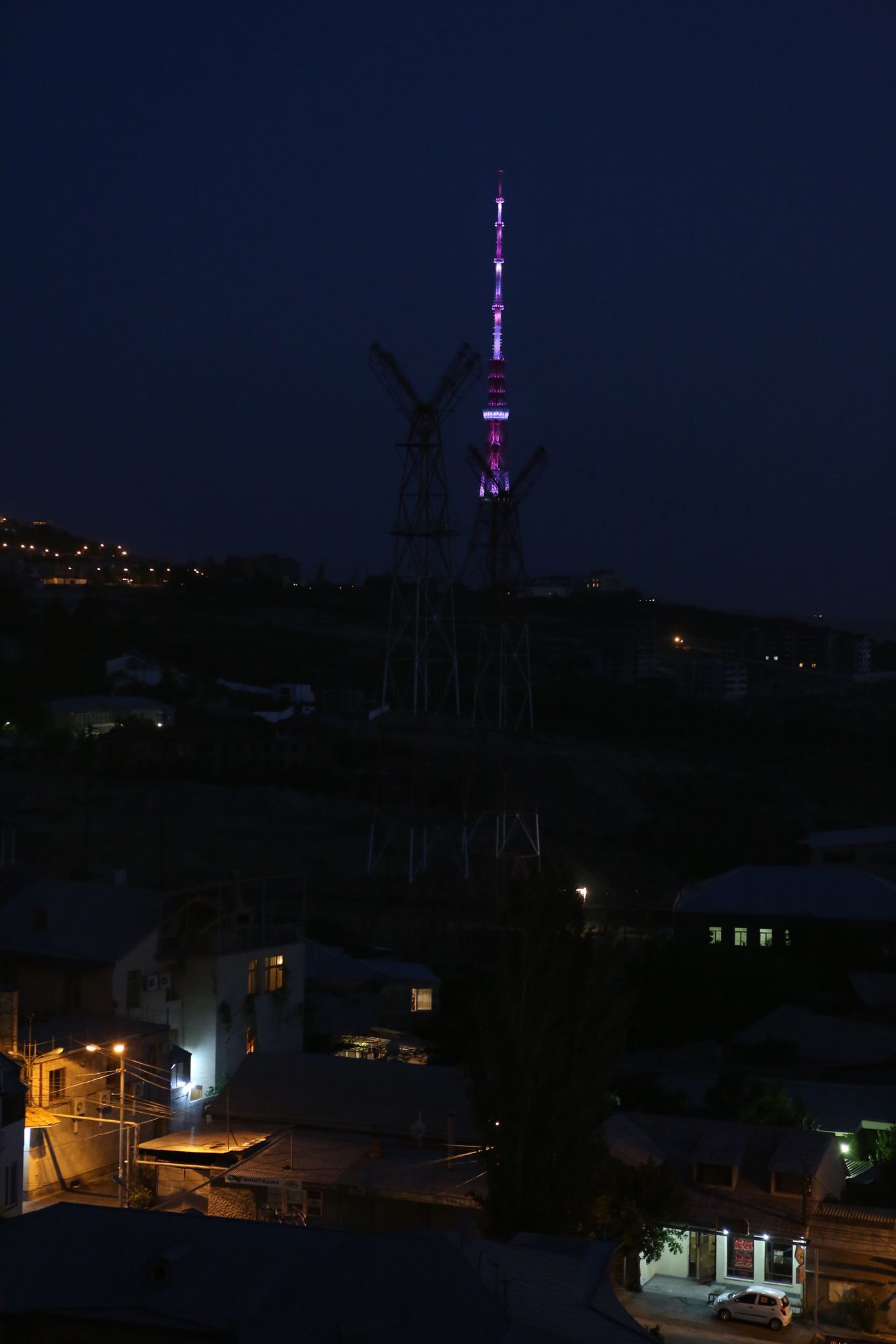 Фото New Nairi Hotel