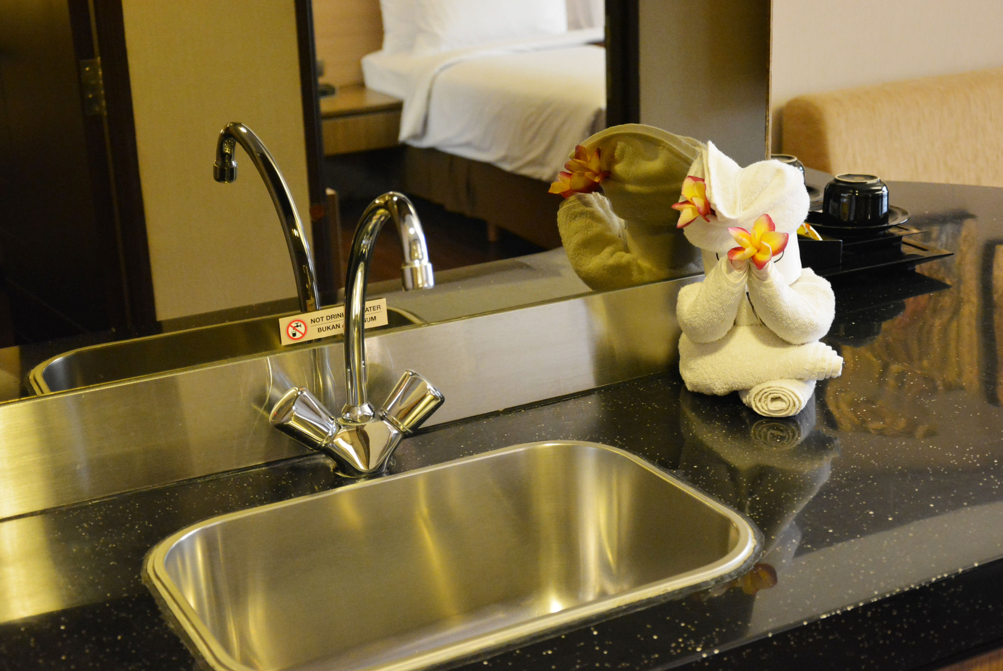 Фото Ramada by Wyndham Bali Sunset Road Kuta