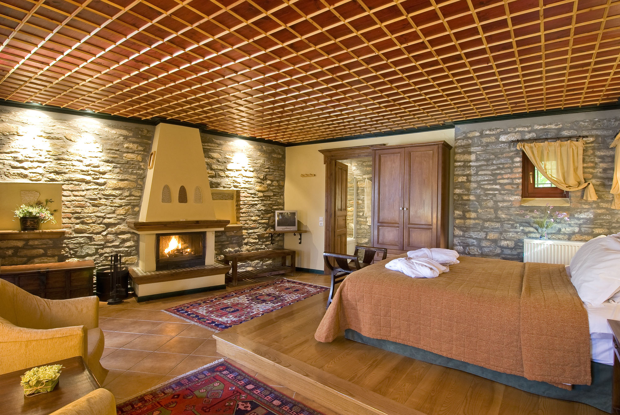 Фото Anovolios Boutique Hotel