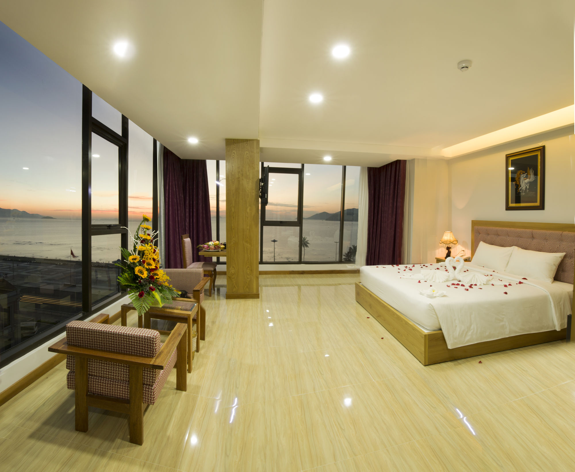 Фото Happy Light Central Nha Trang