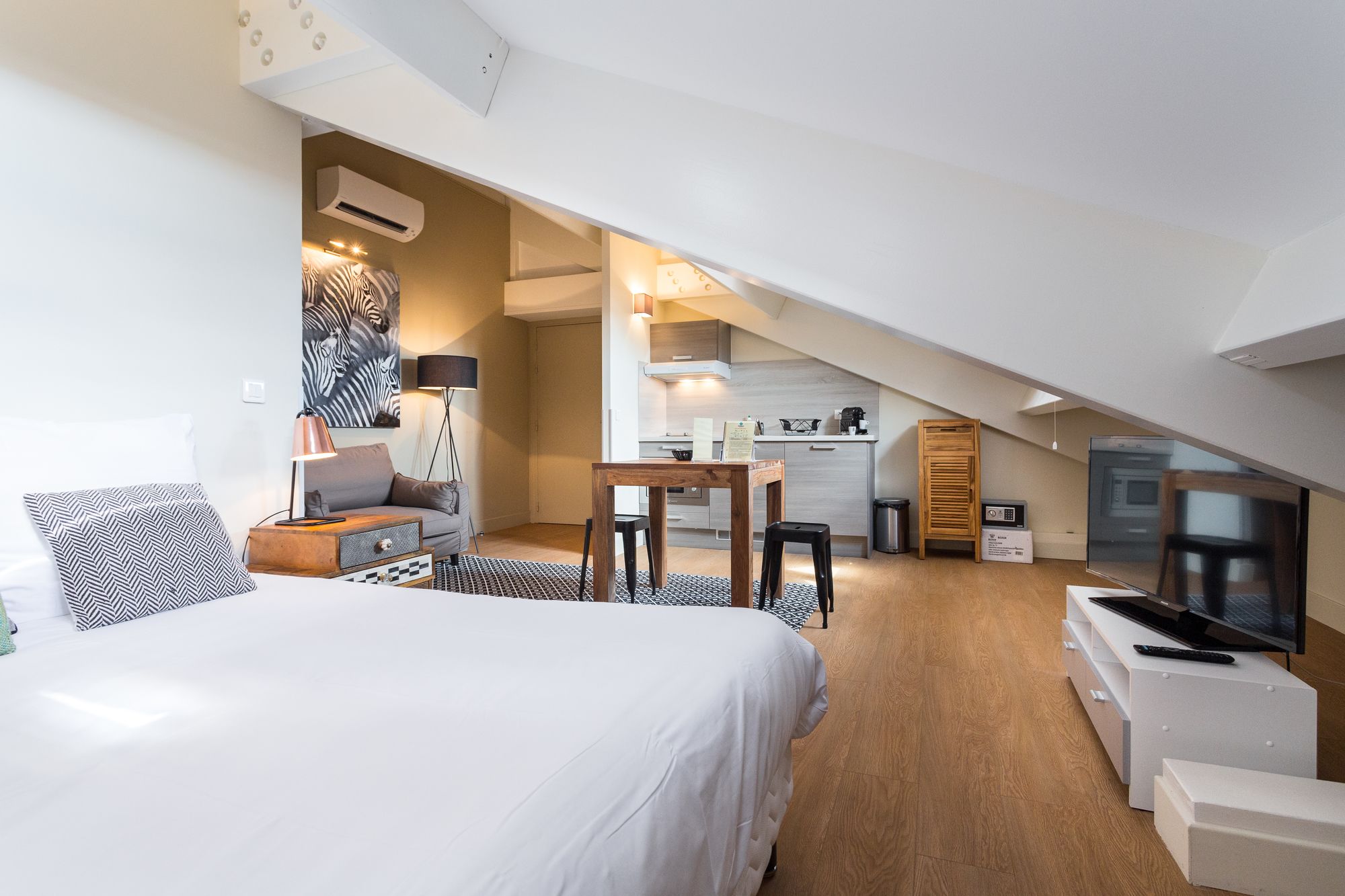 Фото Florella Jean Jaures